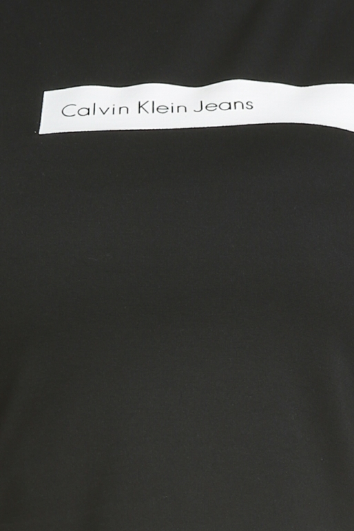 CALVIN KLEIN JEANS-Γυναικεία αμάνικη crop μπλούζα Calvin Klein Jeans μαύρη