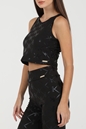 KENDALL + KYLIE-Γυναικείο cropped top KENDALL + KYLIE W ACTIVE LOGO ALLOVER TOP μαύρο